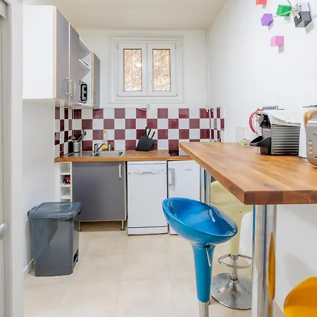 Apartment Charmant Studio 18e Paris