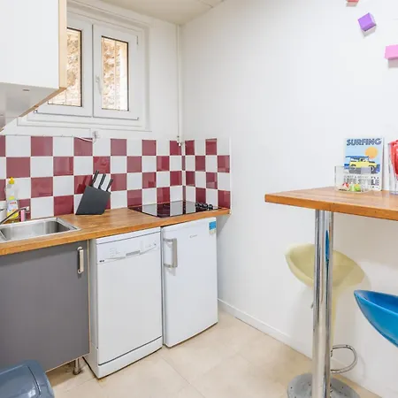 Apartment Charmant Studio 18e Paris